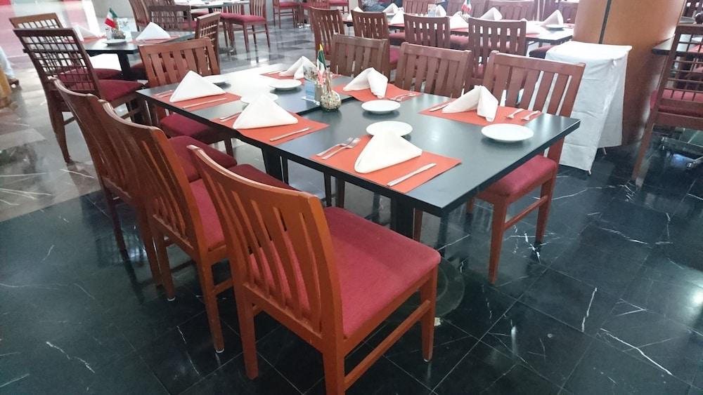 温德姆库利亚坎行政酒店 Culiacán 外观 照片
